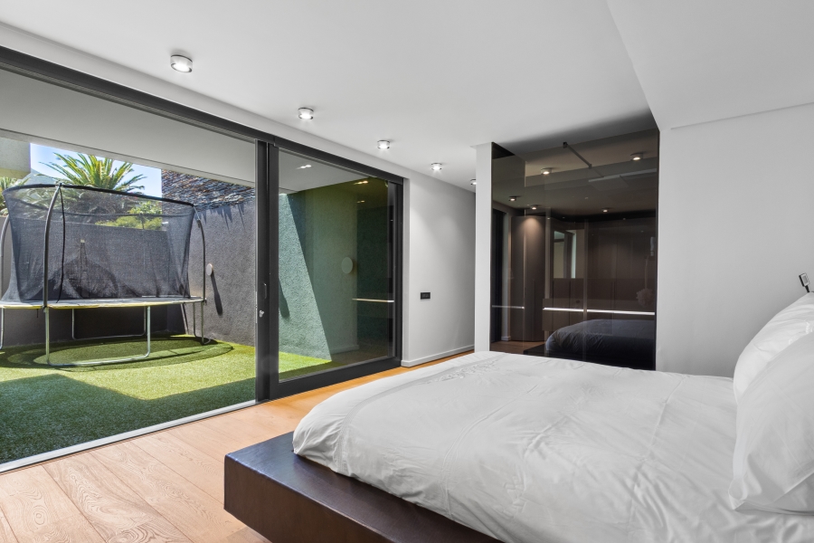 5 Bedroom Property for Sale in Camps Bay Western Cape